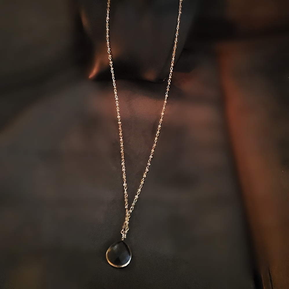 Express Gold pendant necklace